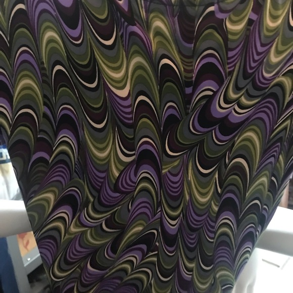 GITANO Gorgeous Colorful Top in Purple Green Gray and Black SIZE 14/16 W - Picture 5 of 8